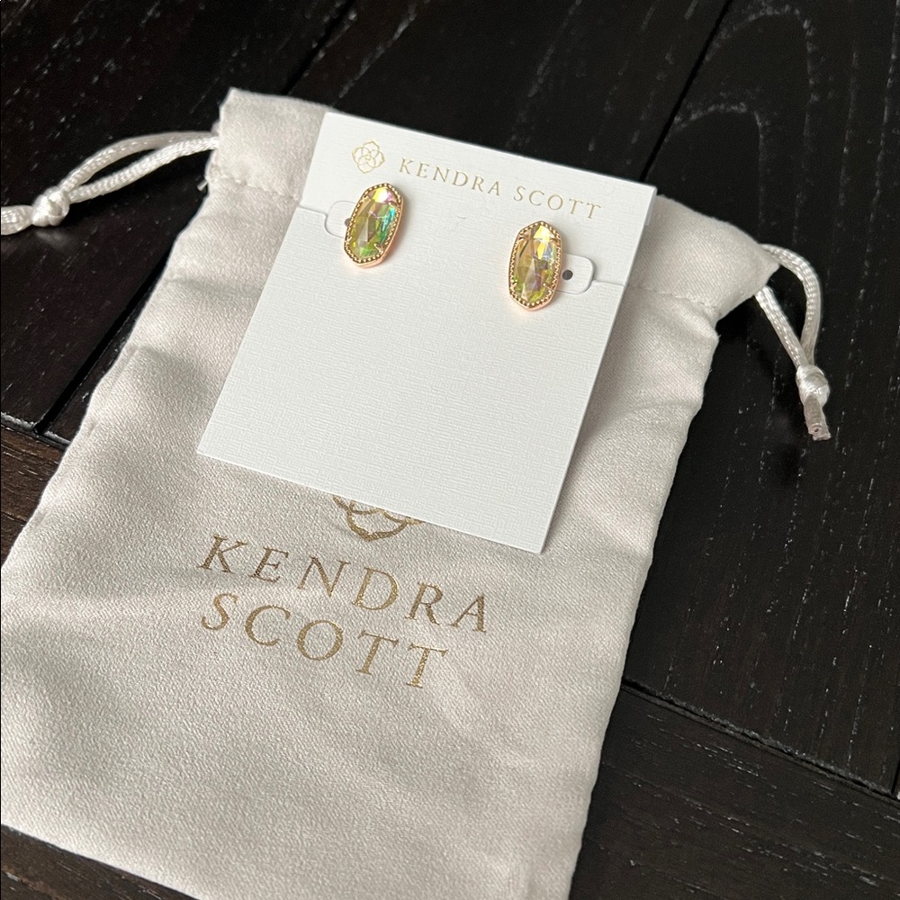 Kendra Scott Iridescent Stud Earrings - Picture 4 of 6